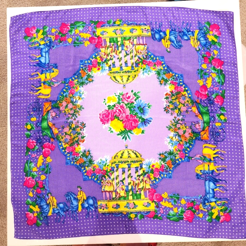 Silk Scarf 35x35 Inches Beautiful Colorful Pattern; EXCELLENT Quality Like New